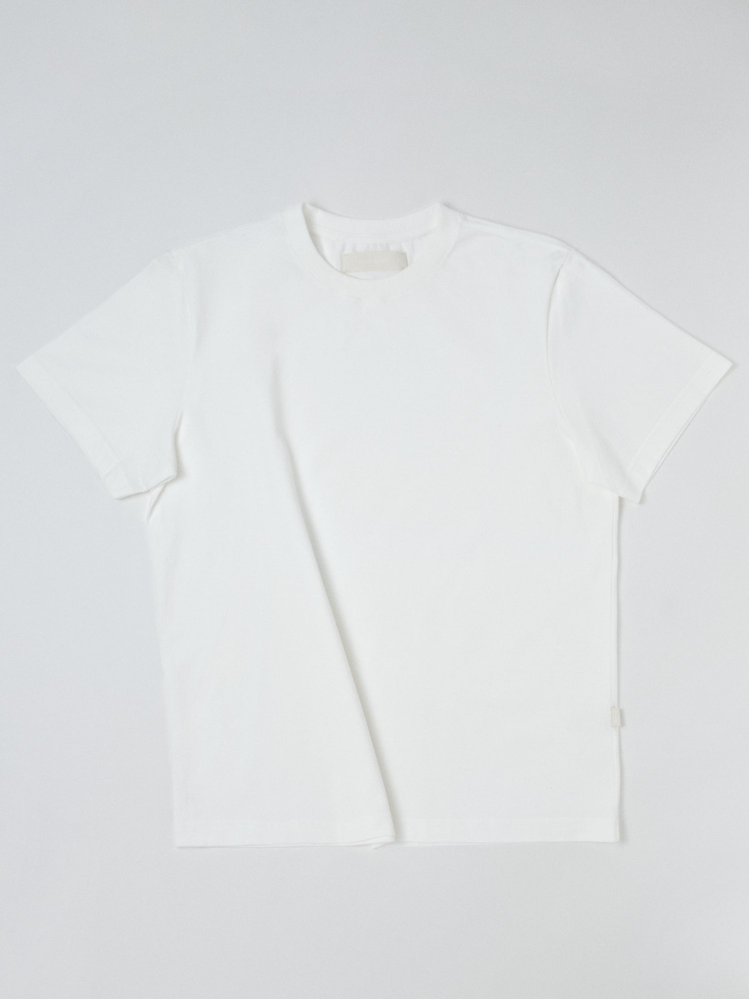 Le T-shirt - White – saberin plus